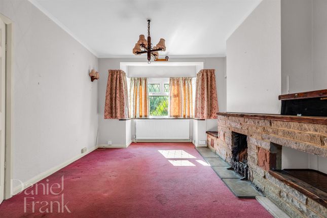 48, Rous Road, Buckhurst Hill photo 3