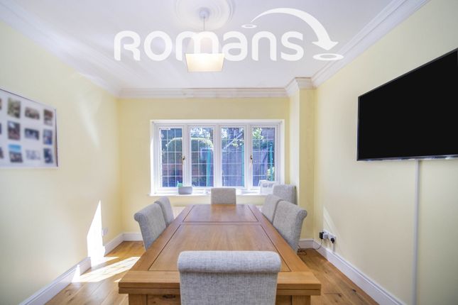 1, Roberts Grove, Wokingham photo 4