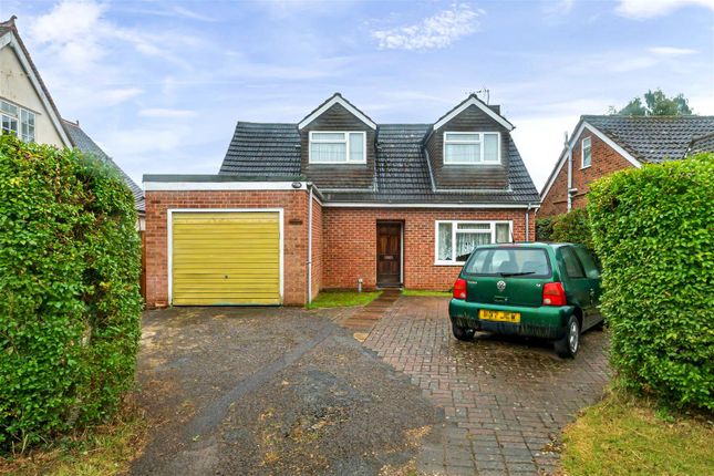 Thumbnail Detached house for sale in Rosebery Road, Tokers Green, Reading