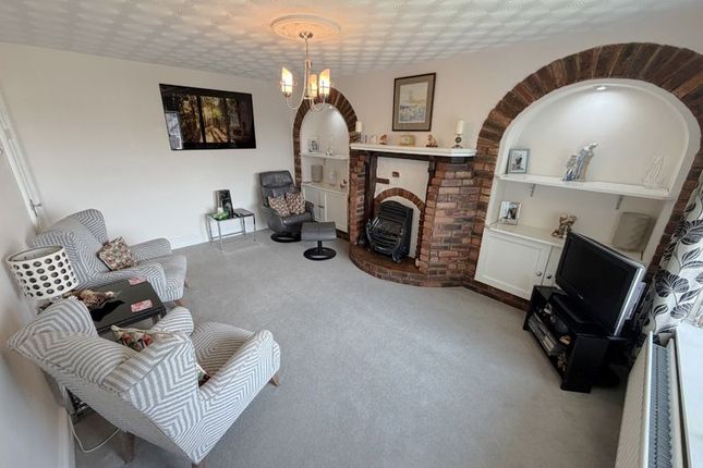 5, Hillside Close, Thornton Cleveleys photo 3