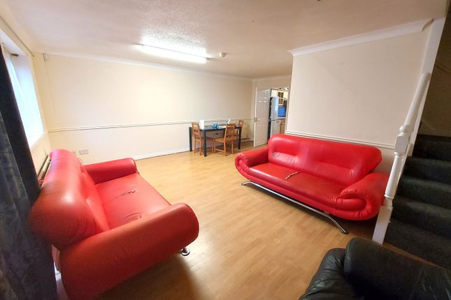 Three Bedroom End Terraced House