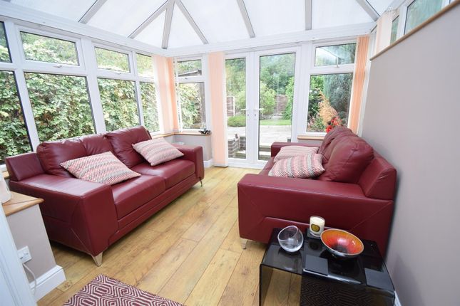 57, Manor Crescent, Wakefield photo 5