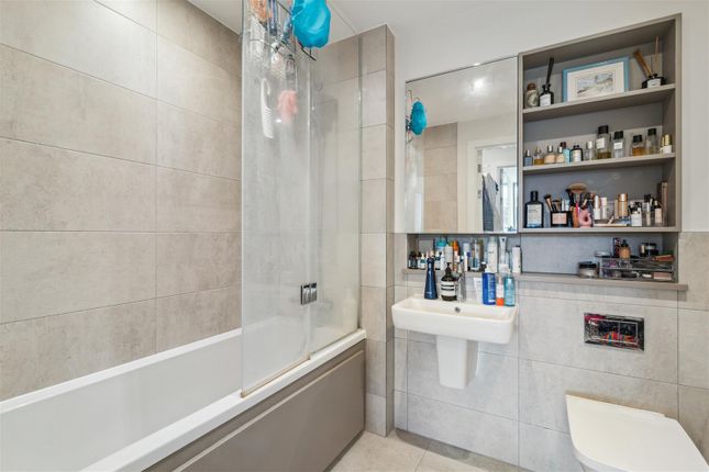 Maclaren House, Flat 29, 7 Warwick Lane, London photo 3
