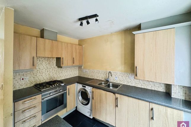 109, Rawsthorne Avenue, Greater Manchester photo 4