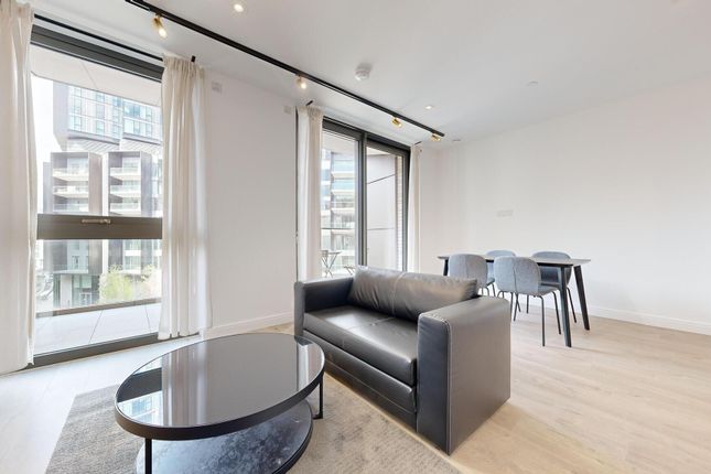 Thumbnail Flat to rent in Siena House, 250 City Rd, London