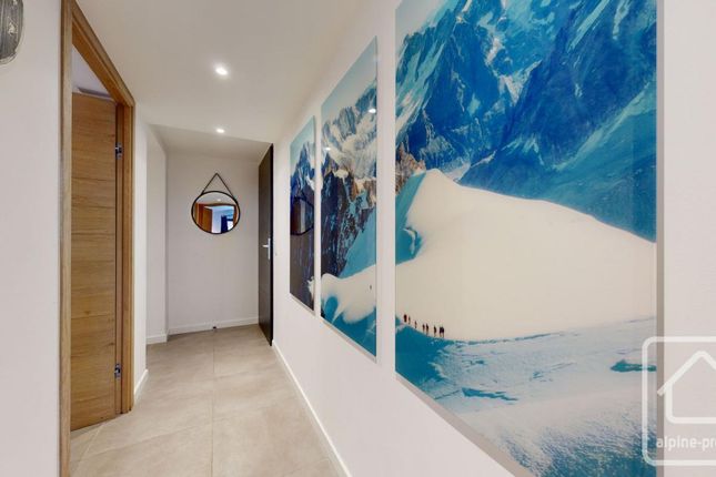 Apartment for sale in Rhône-Alpes, Haute-Savoie, Chamonix-Mont-Blanc