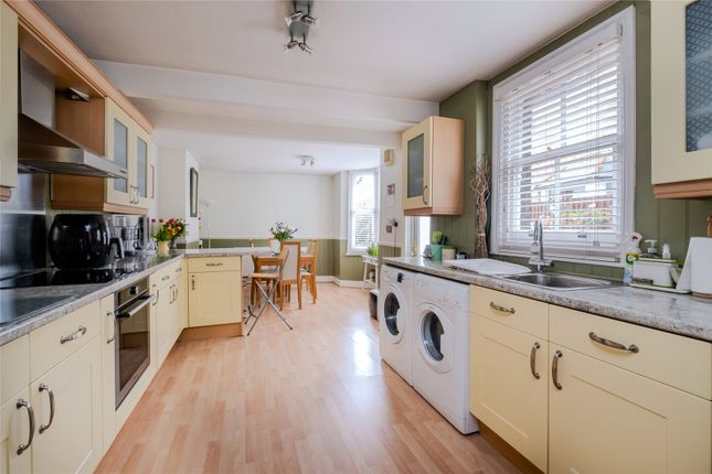22, Wellfield Road, London photo 3