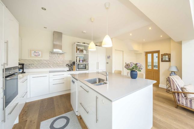 1, Kings Farm Avenue, Richmond photo 3