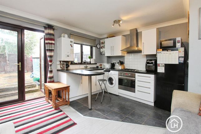 3, Callaways Lane, Sittingbourne photo 2