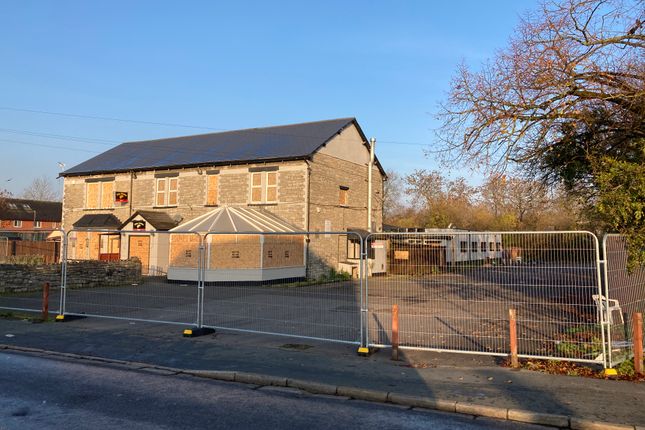 Thumbnail Pub/bar to let in The Ferns Club, 57 Lliswerry Road, Newport