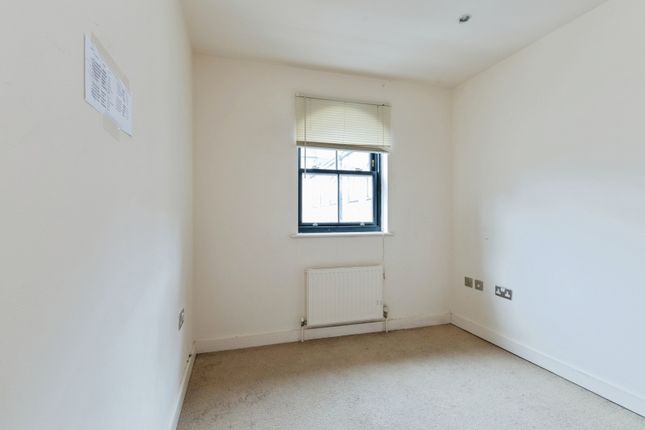 Flat 6, Canute House,, Strand Street, Dorset photo 4