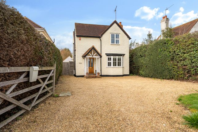 3-bed house on 9, Huntercombe Lane North, Taplow, Maidenhead, £700,000