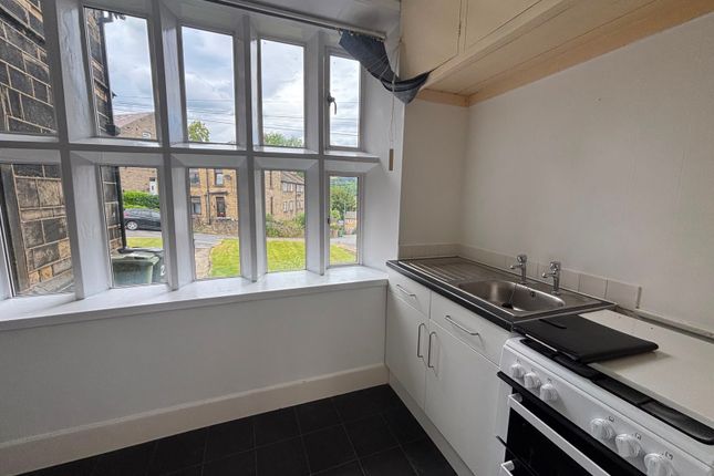 27a, Linfit Fold, HUDDERSFIELD photo 4