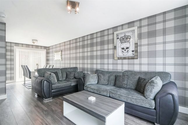 6, Drumnessie View, Glasgow photo 4