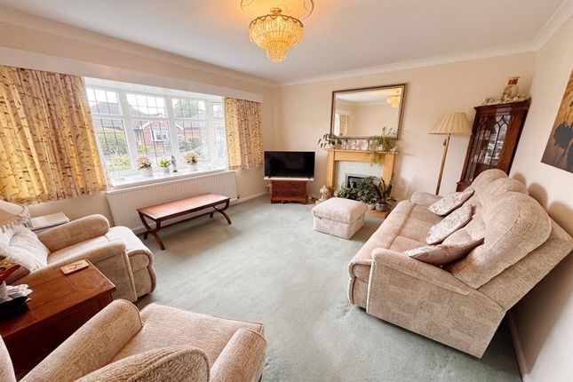 6 Midway, Cheadle photo 2