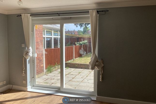 Manley Close, Northwich photo 5