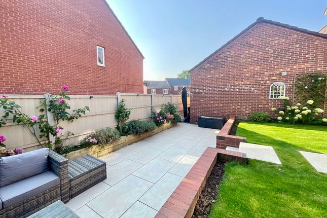 10 Brassington Road, Stone photo 4