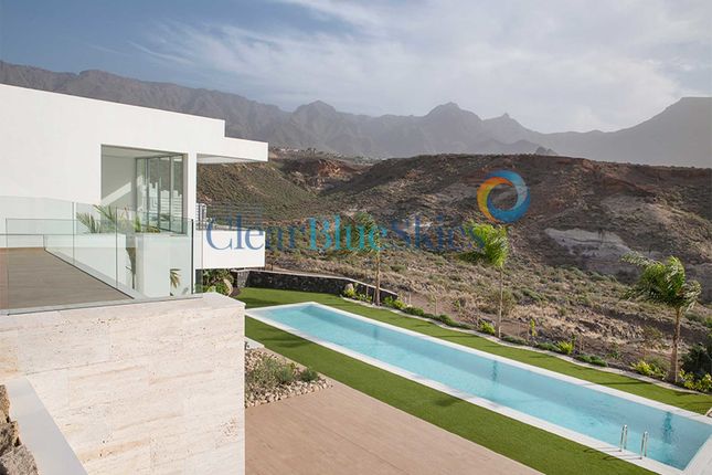 Villa for sale in La Caleta, Tenerife, Spain