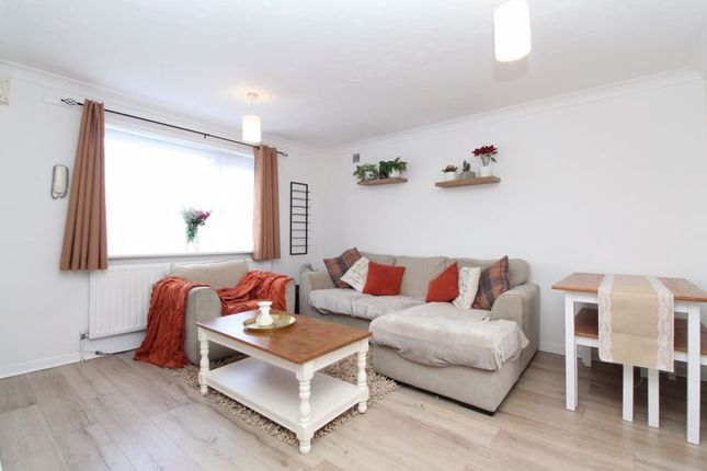 Flat for sale in Worcester Road, Bedford