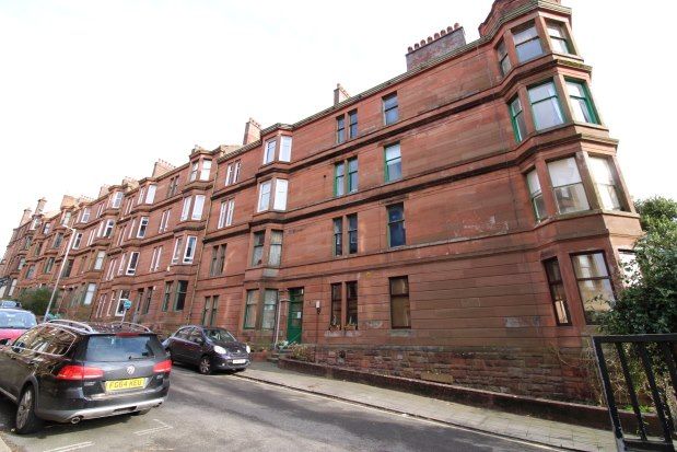 Thumbnail Flat to rent in Townhead Terrace, Paisley