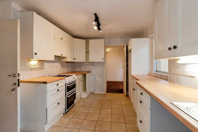 32, Netherhall Way, Cambridgeshire photo 4