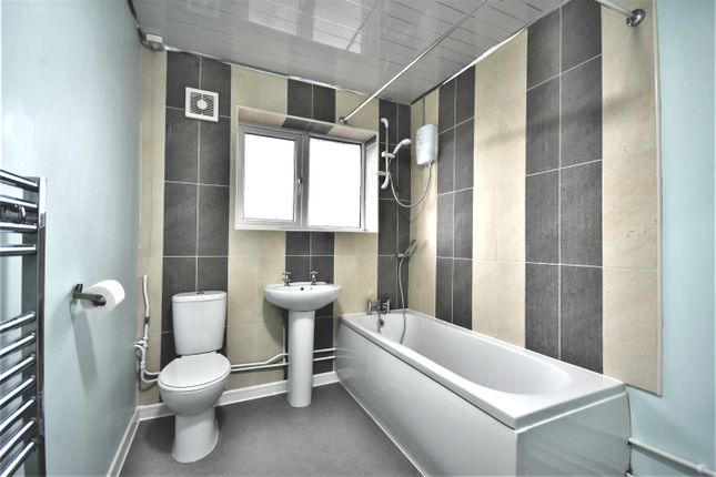 196, Winsford Avenue, Coventry photo 5