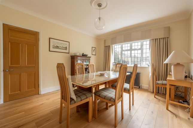 Montrose, Woodman Lane, Chingford photo 5