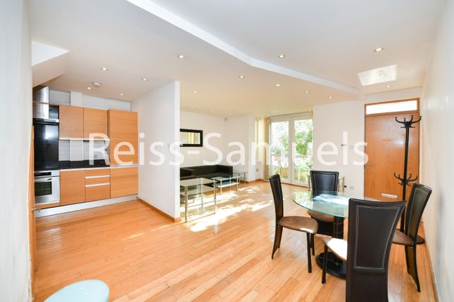 Thumbnail Flat to rent in Westferry Road, Isle Of Dogs, Docklands, London