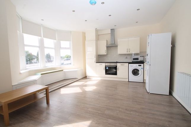 Flat to rent in North Road, Cardiff