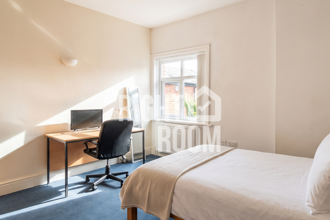 201a Portswood Road, Southampton photo 3