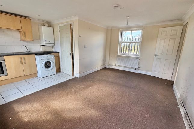Flat 1, Station View, Station Road, Harwich photo 2