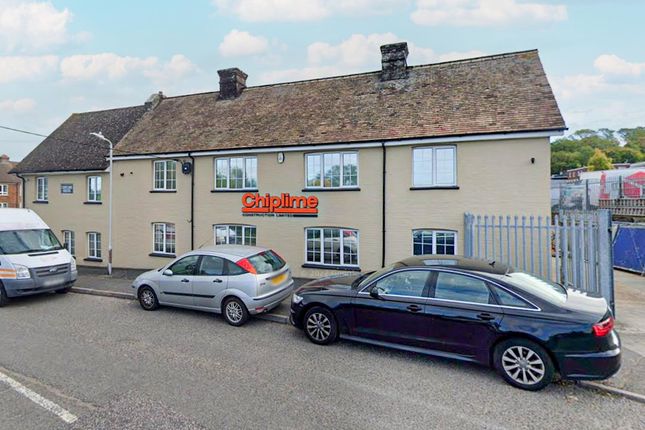 Office to let in Beddow Way, Aylesford
