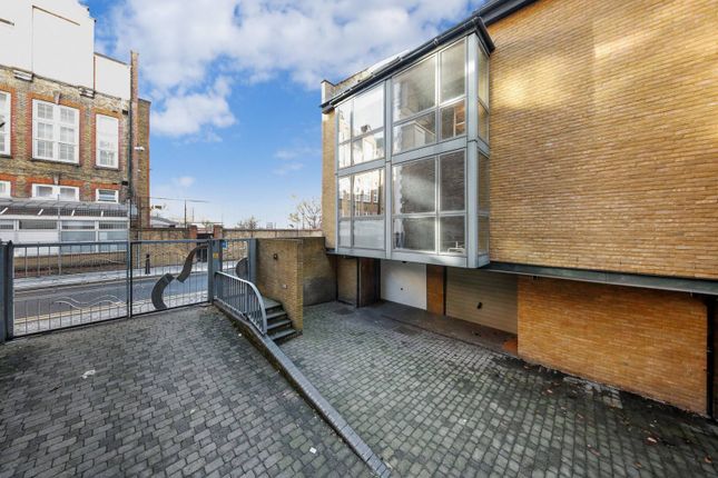 End terrace house for sale in Victoria Yard, Fairclough Street, Tower Hamlets, London