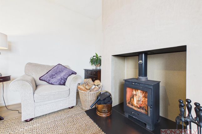10, Bryn Derw, Wrexham photo 4