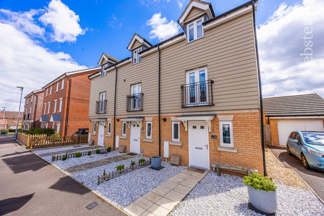 Thumbnail Town house for sale in Woodpecker Way, Costessey, Norwich