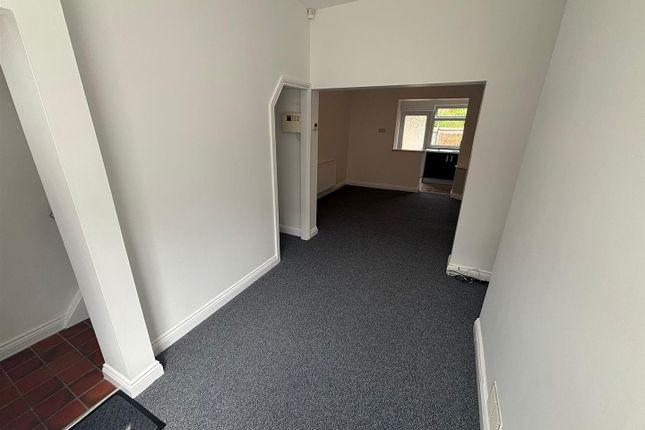 29, Beaconsfield Road, Altrincham photo 3