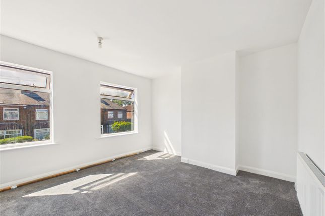 31, Northfield Avenue, Hessle photo 5