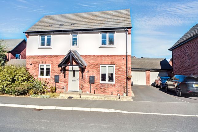 3-bed detached on 15 Spearwort Close, Wigan, £300,000