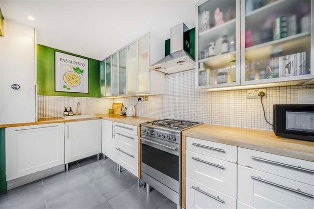 107, Canrobert Street, London photo 4