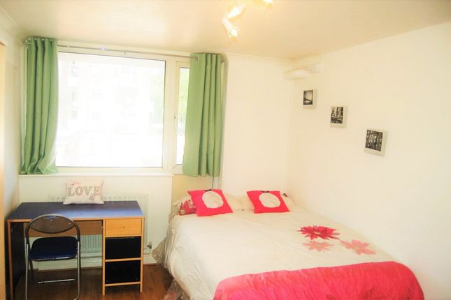 Thumbnail Room to rent in Winchester Avenue, London