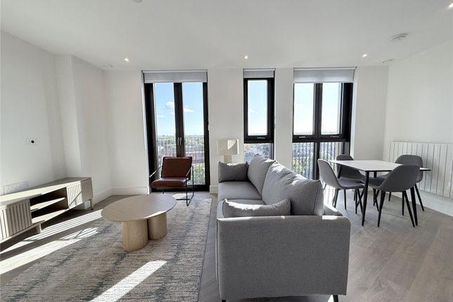 803 Redwood Tower 5 Affinity View,, Redwood Tower Twelve Trees Park, West Ham, London photo 5