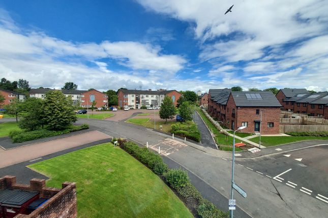 Thumbnail Flat for sale in Miller Street, Clydebank