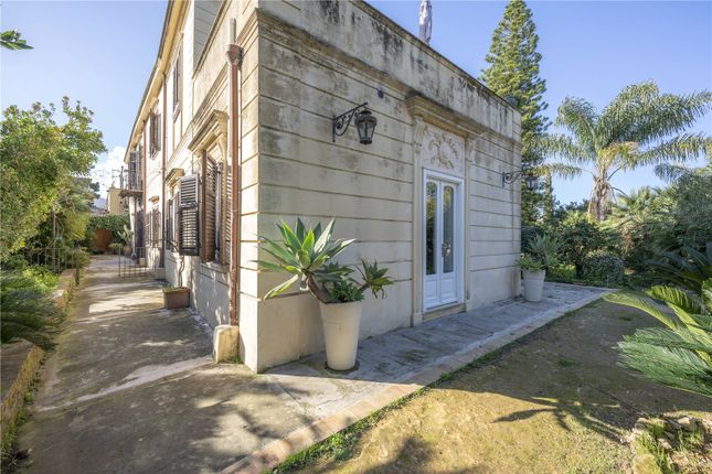 Property for sale in Viale Regione Siciliana, Palermo, Sicily, Italy, 90147