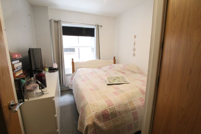 Flat for sale in Commercial Road, Bournemouth
