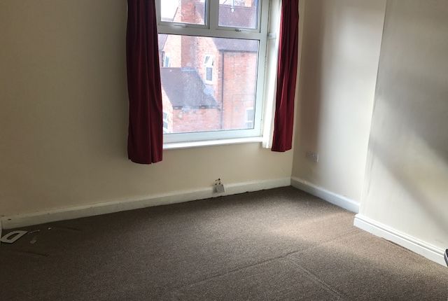 Terraced house to rent in Henton Road, Leicester