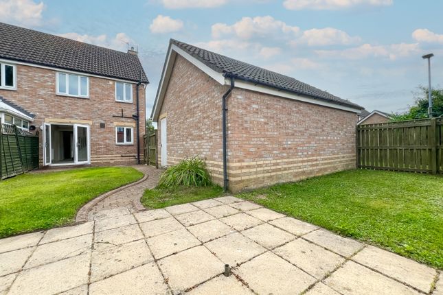 9, Northfield Close, Middlesbrough photo 4