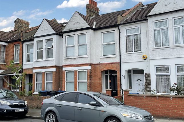 Thumbnail Property for sale in 47 Fernlea Road, Mitcham, Greater London