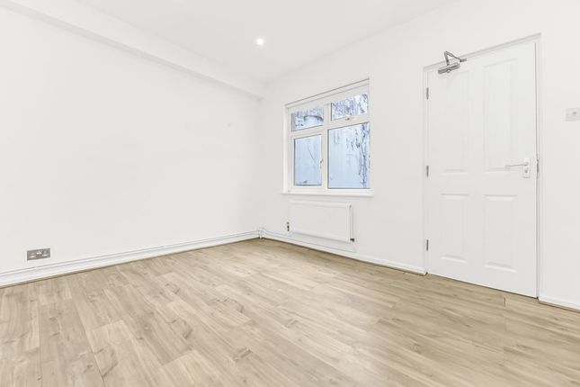 End terrace house to rent in Gloucester Mews West, London