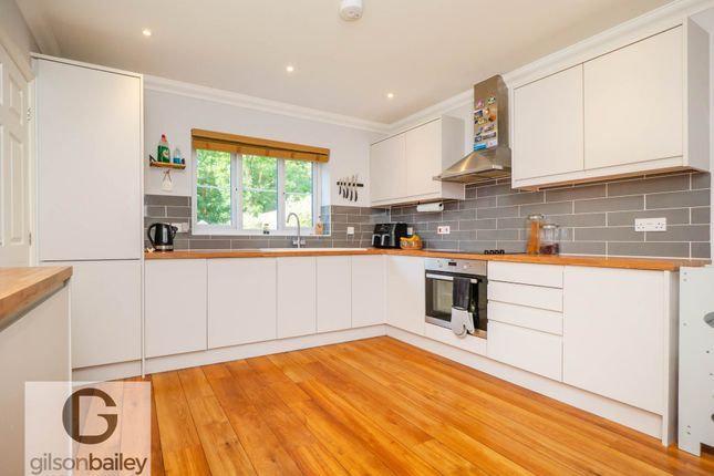 5, Warner Way, Norwich photo 2