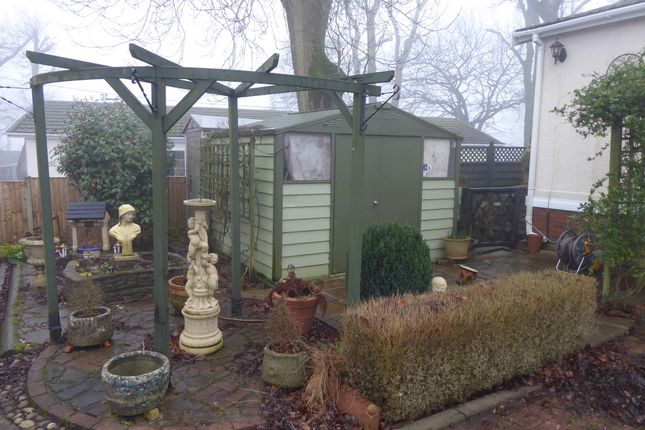 16 Pilgrims Close, Pilgrims Retreat, Harrietsham, Maidstone photo 3